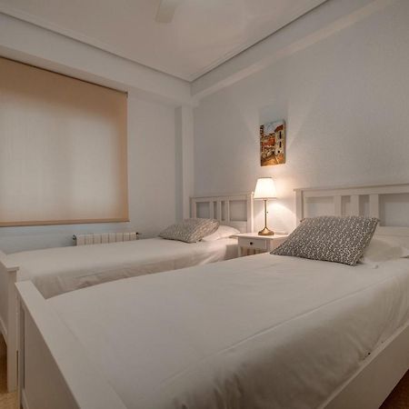 Beds & Breaks Ferrero Apartment บาเลนเซีย ภายนอก รูปภาพ