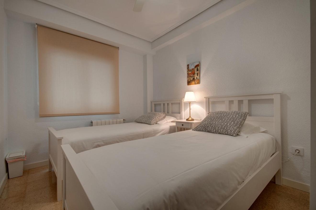 Beds & Breaks Ferrero Apartment บาเลนเซีย ภายนอก รูปภาพ