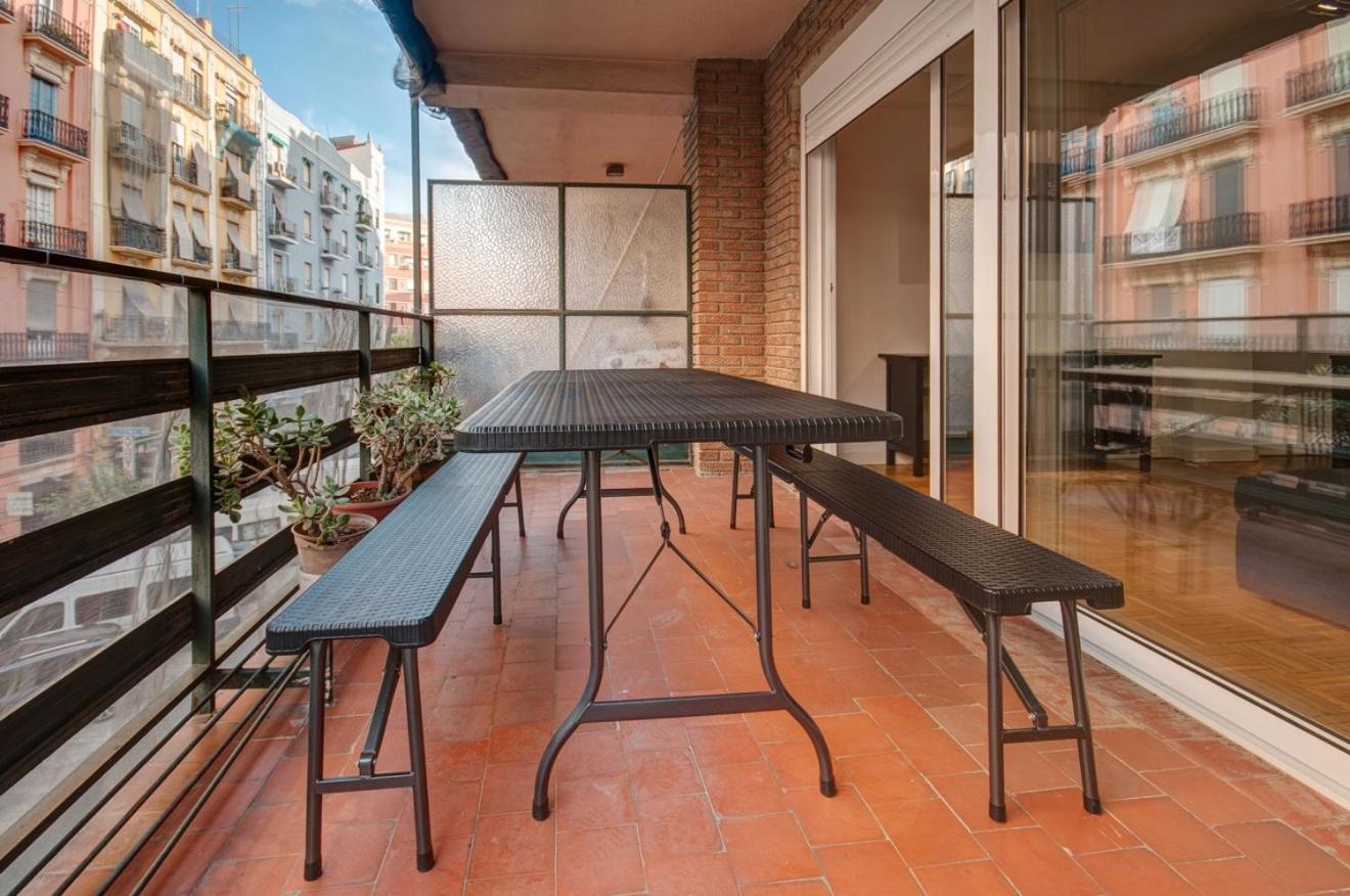 Beds & Breaks Ferrero Apartment บาเลนเซีย ภายนอก รูปภาพ