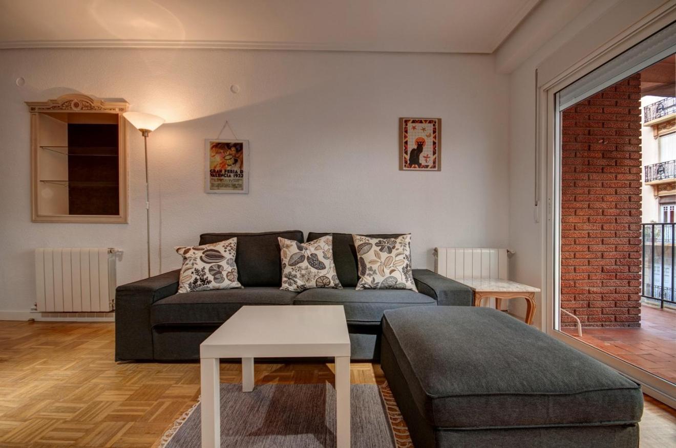 Beds & Breaks Ferrero Apartment บาเลนเซีย ภายนอก รูปภาพ